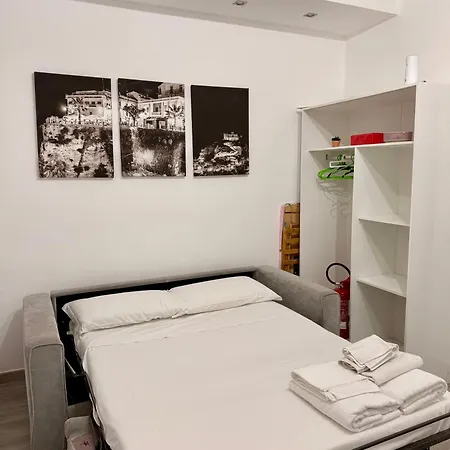 Casa Valentina Daire Tropea