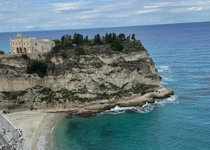 View Tropea